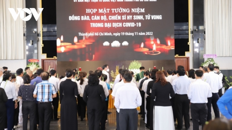 Ho Chi Minh City commemorates COVID-19 victims